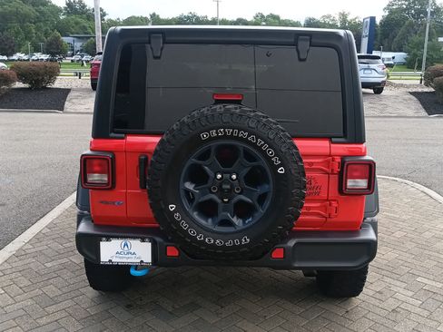 Used 2023 Jeep Wrangler Unlimited w/ Cold Weather Group AWD/4WD image 4