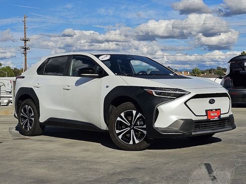 Certified 2023 Subaru Solterra Premium image 3