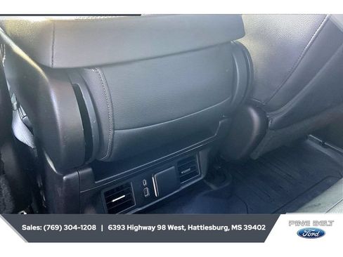 Used 2025 GMC Sierra 2500 SLE w/ SLE Value Package; AWD/4WD image 23
