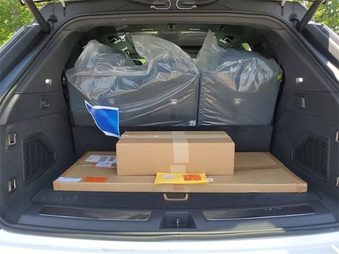 New 2025 Cadillac Escalade IQ Sport 2 w/ LPO, ONYX Package image 8