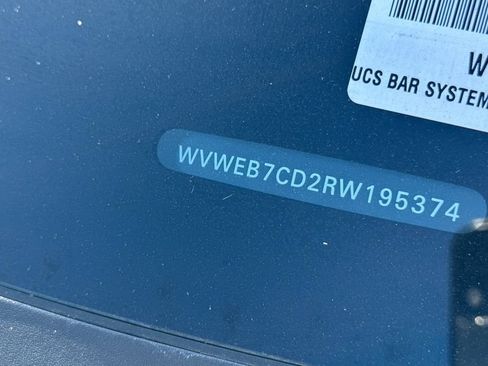 Used 2024 Volkswagen Golf R AWD/4WD image 3