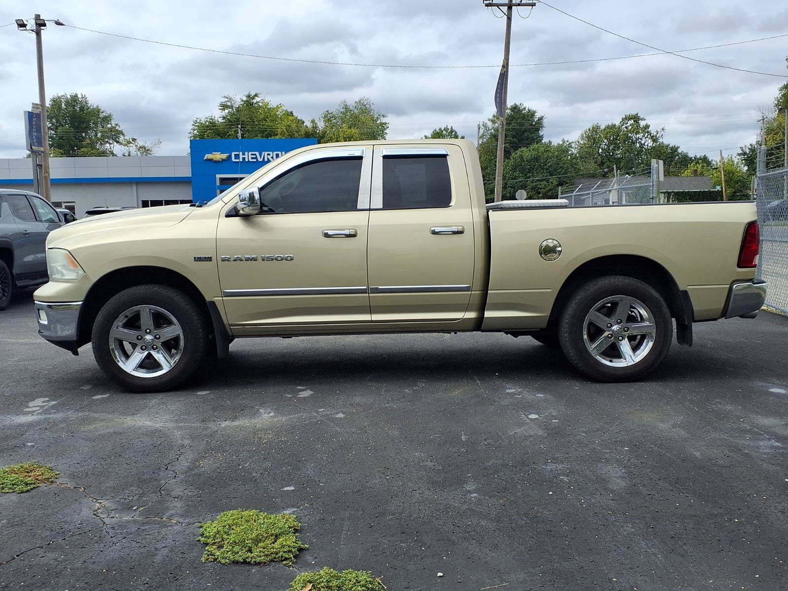 Used 2011 RAM 1500 Big Horn RWD image 2