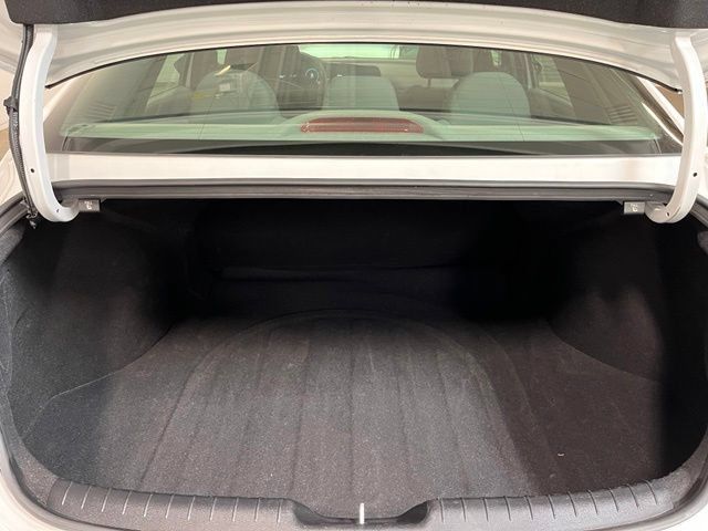 Used 2024 Hyundai Elantra SEL FWD image 14
