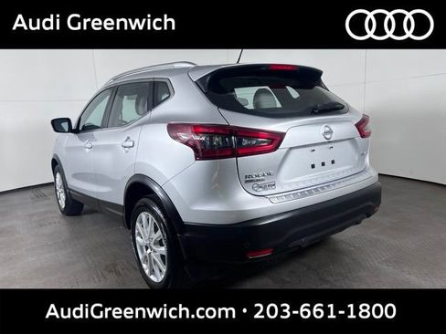 Used 2020 Nissan Rogue Sport SV AWD/4WD image 5