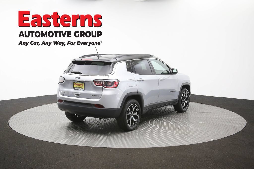 Used 2025 Jeep Compass Limited AWD/4WD image 40