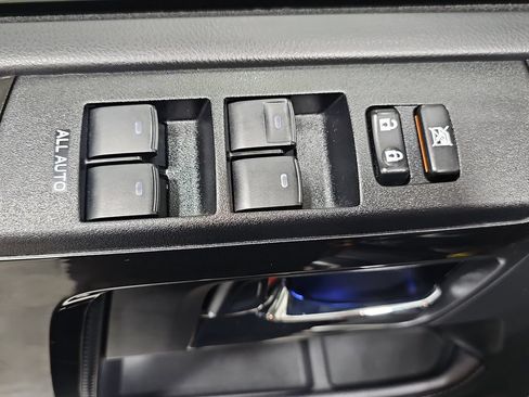 Used 2021 Toyota 4Runner Nightshade AWD/4WD image 29