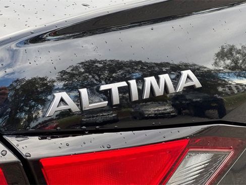 Used 2024 Nissan Altima 2.5 SV image 49