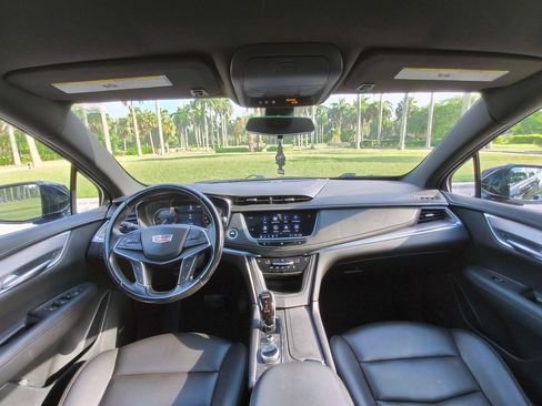 Used 2021 Cadillac XT5 Luxury FWD image 7