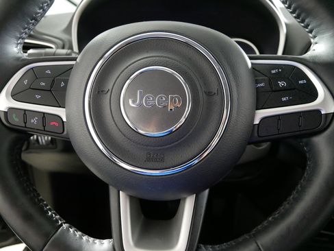 Used 2019 Jeep Compass Latitude AWD/4WD image 25