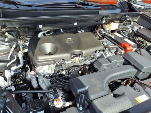 Certified 2025 Toyota RAV4 XLE w/ Convenience Package AWD/4WD image 25