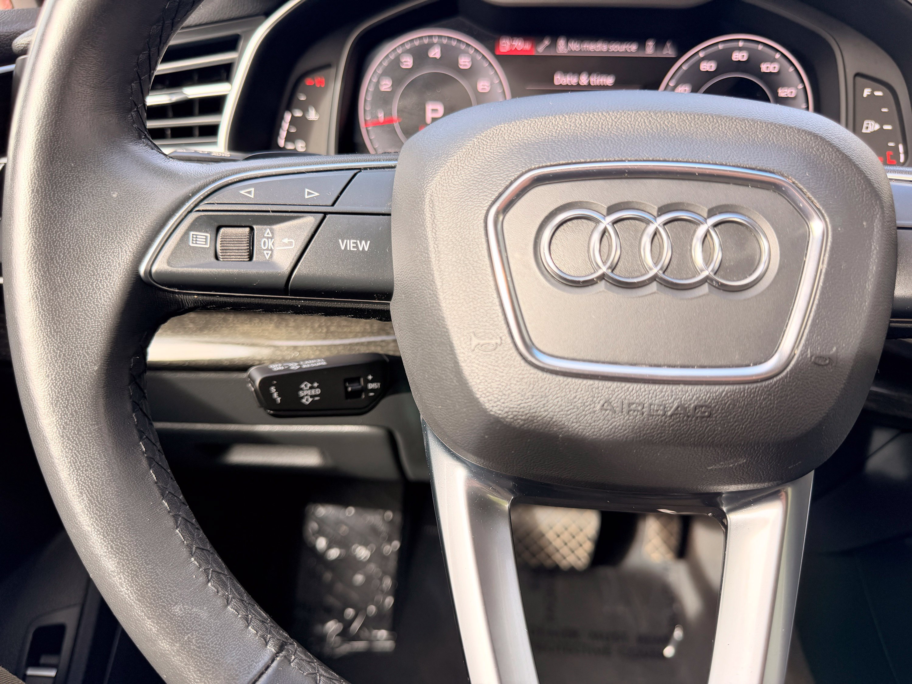 Used 2023 Audi Q7 2.0T Premium w/ Convenience Package AWD/4WD image 38
