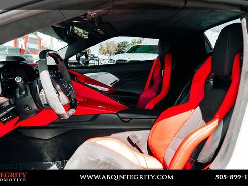 Used 2023 Chevrolet Corvette Z06 w/ Z07 Performance Package RWD image 22