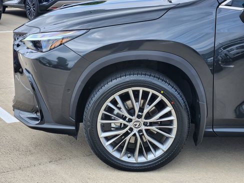 Certified 2022 Lexus NX 350h AWD w/ Vision Package image 8