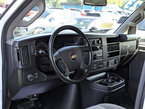 Used 2023 Chevrolet Express 3500 w/ Power Convenience Package RWD image 35