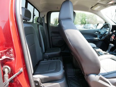 Used 2016 Chevrolet Colorado Z71 AWD/4WD image 12