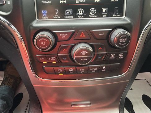 Used 2017 Jeep Grand Cherokee Altitude AWD/4WD image 25