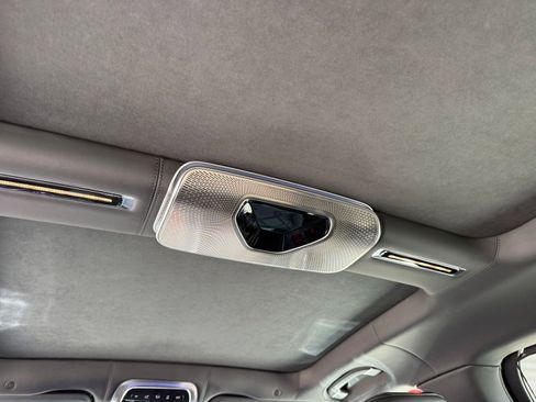 Used 2024 Mercedes-Benz Maybach S 580 4MATIC w/ Manufaktur Leather Package image 27