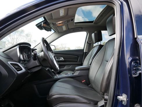 Used 2017 GMC Terrain SLT w/ Open Road Package AWD/4WD image 15