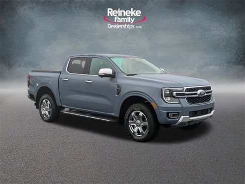 Used 2024 Ford Ranger Lariat w/ FX4 Off-Road Package image 3