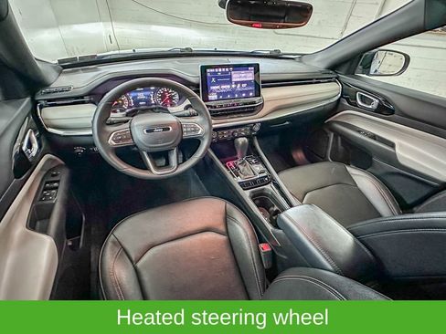 Certified 2024 Jeep Compass Limited image 12