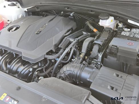 Certified 2023 Kia Sportage EX FWD image 19