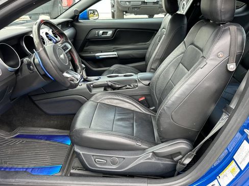 Used 2018 Ford Mustang GT RWD image 24