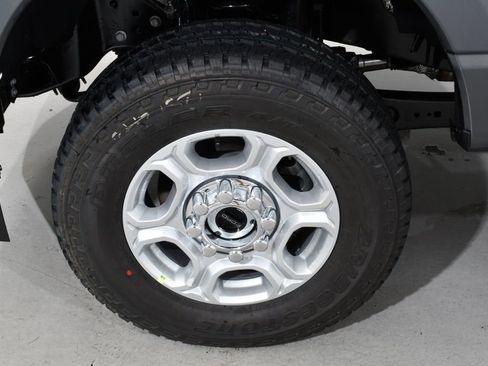 New 2026 Ford F350 XLT w/ FX4 Off-Road Package AWD/4WD image 19