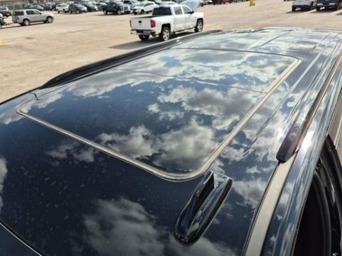 Used 2023 Cadillac Escalade Sport image 8