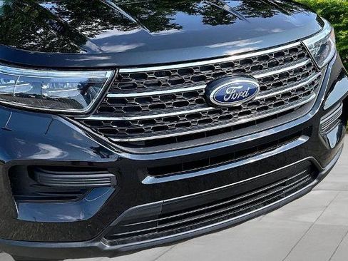 Certified 2023 Ford Explorer XLT AWD/4WD image 28