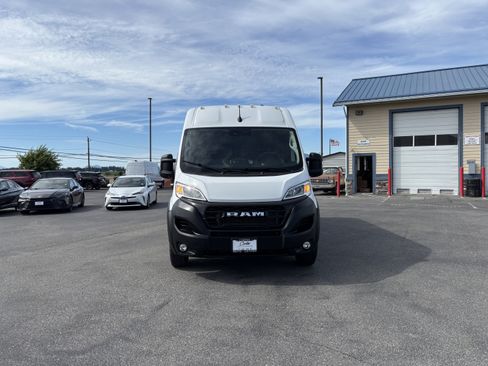 Used 2025 RAM ProMaster 2500 w/ Convenience Group FWD image 6