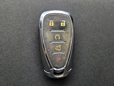 Used 2021 Chevrolet Malibu RS image 32