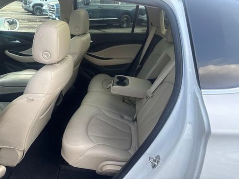 Used 2017 Buick Envision Essence FWD image 18