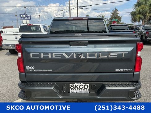 Used 2021 Chevrolet Silverado 1500 Custom RWD image 4