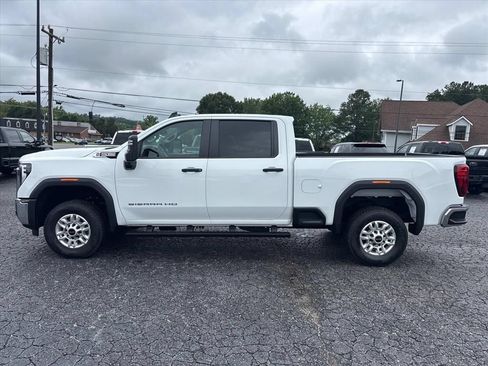 Used 2025 GMC Sierra 2500 Pro w/ Convenience Package RWD image 4