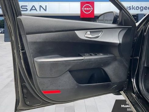 Used 2023 Kia Forte LXS FWD image 20