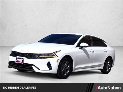 Used 2023 Kia K5 LXS FWD image 1