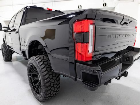 Used 2025 Ford F250 Platinum AWD/4WD image 20