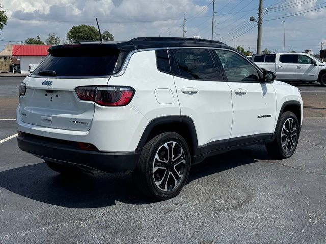 Used 2022 Jeep Compass Limited AWD/4WD image 5