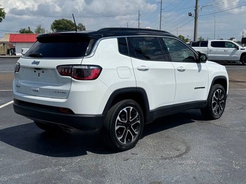 Used 2022 Jeep Compass Limited AWD/4WD image 5