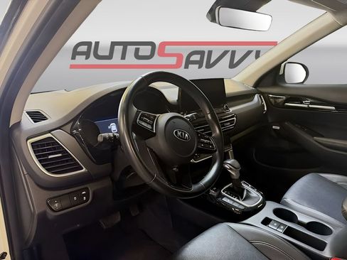 Used 2021 Kia Seltos SX AWD/4WD image 9