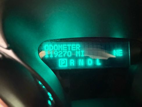 Used 2015 Buick Enclave Leather image 15