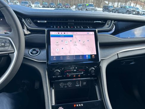 Used 2023 Jeep Grand Cherokee 4WD 4xe w/ MOPAR Finishing Package image 30