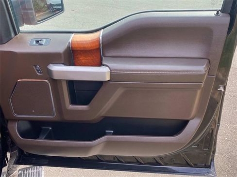 Used 2019 Ford F150 King Ranch w/ Equipment Group 601A Luxury image 38