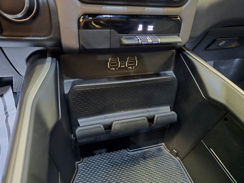 Used 2022 RAM 1500 Big Horn RWD image 28