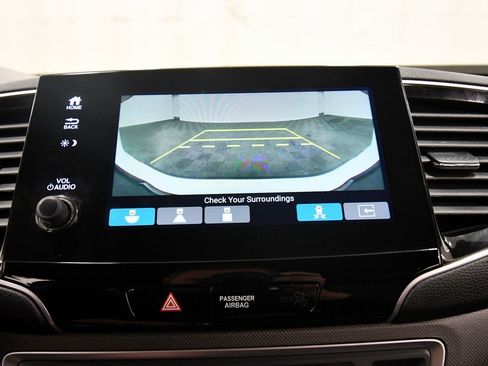 Certified 2022 Honda Passport TrailSport image 26