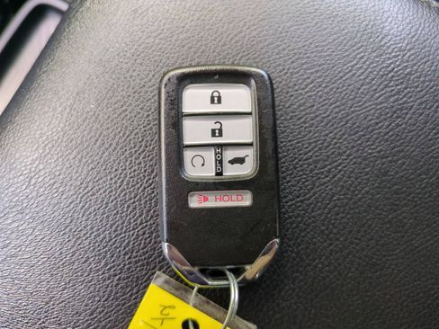 Used 2017 Honda CR-V EX-L image 29