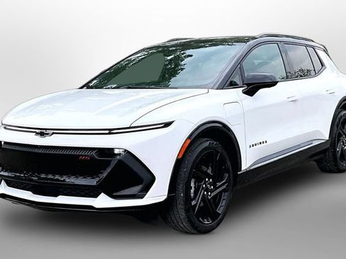 Certified 2024 Chevrolet Equinox EV RS FWD image 3