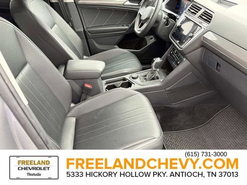 Used 2022 Volkswagen Tiguan SE image 25