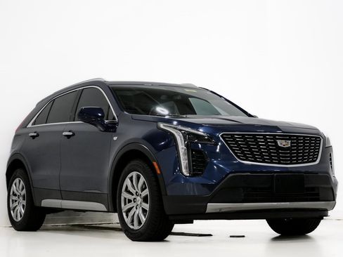 Used 2019 Cadillac XT4 Premium Luxury image 1