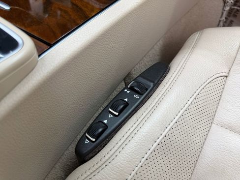 Used 2014 Mercedes-Benz E 550 Cabriolet w/ Premium 1 Package image 32